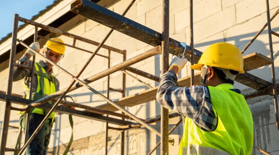Expert Emergency Roof Repairs services in Saint Henry, OH